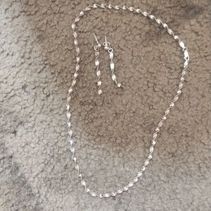 Elegant Silver Twisted Necklace and Earring Set 925 Italy